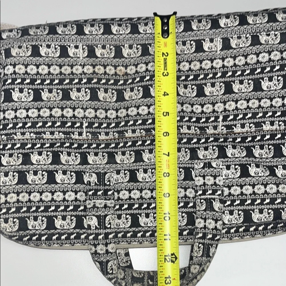 Dachee Black / White Elephant Print Laptop Bag w/ strap